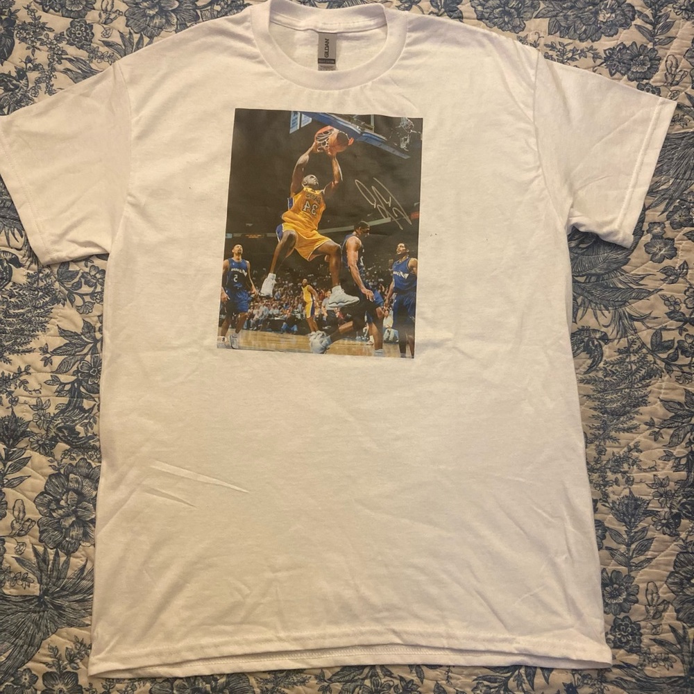 Shaquille O’Neil t-shirt